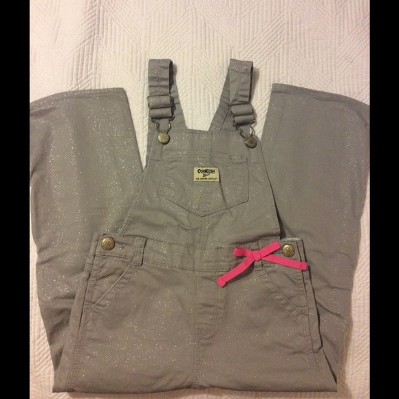 Girls Oshkosh overalls....sz5T