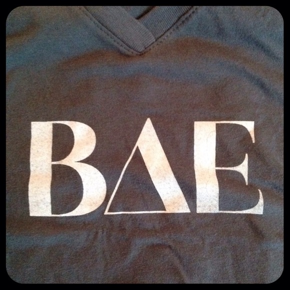 Graphic Tee - Picture 2 of 4