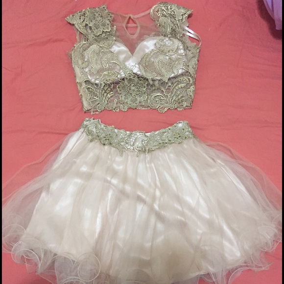 Two piece set