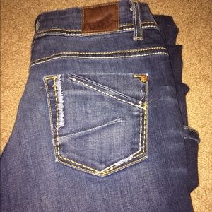 BKE jeans. 26 Long
