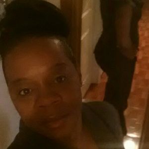 Meet your Posher, Renita