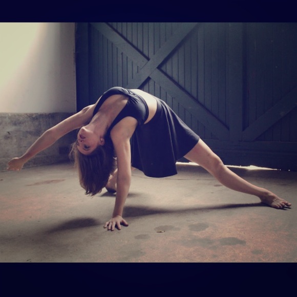 Meet your Posher, Julia - Picture 1 of 1