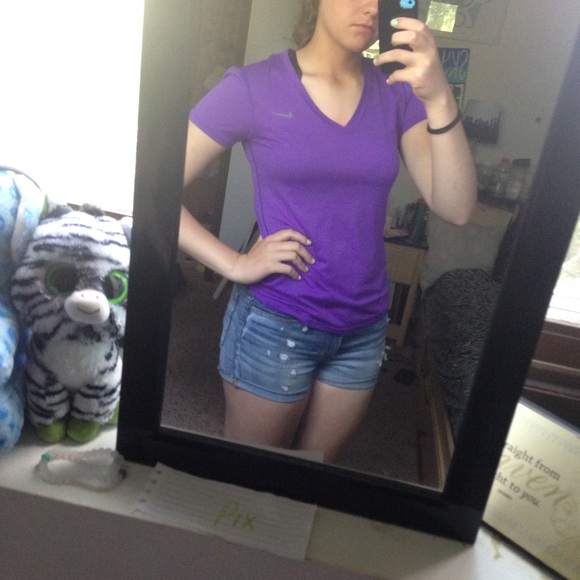 purple Nike short sleeve