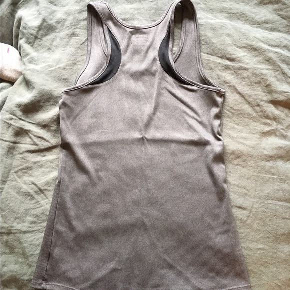 ❤️ Workout tank top - Picture 2 of 2