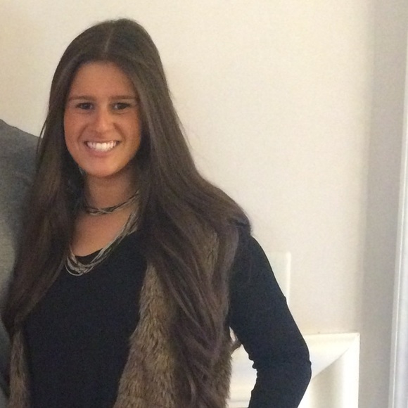 Meet your Posher, Maddy