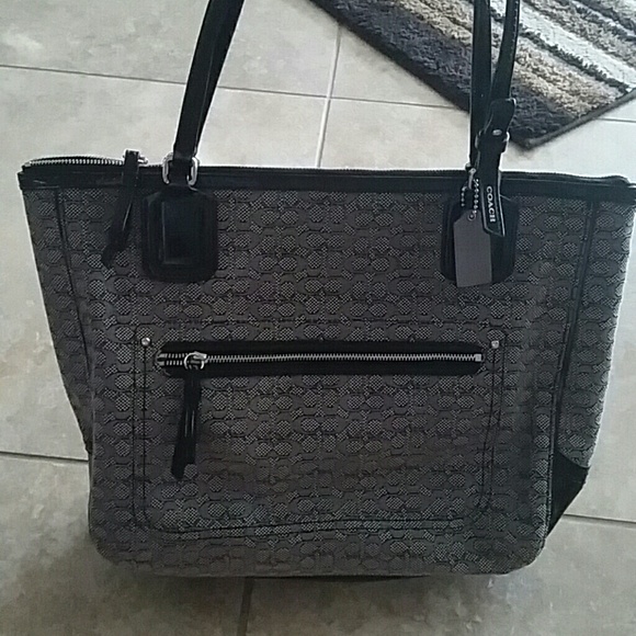 Coach handbag - Picture 2 of 4