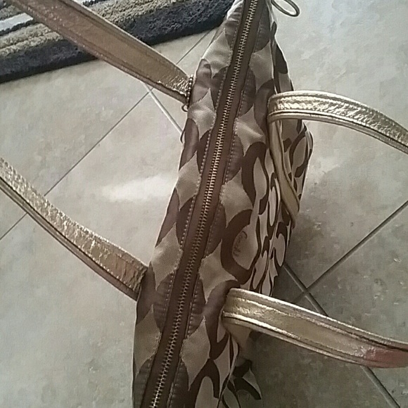 Brown and gold authentic coach tote - Picture 3 of 4