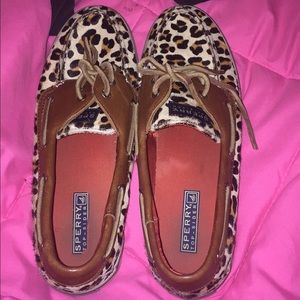 Sperrys size 8