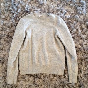 Grey sweater