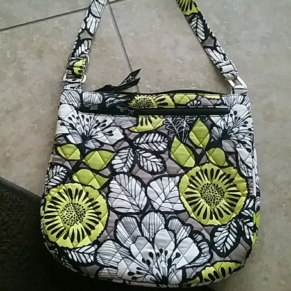 Vera Bradley crossbody - Picture 2 of 2
