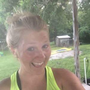 Meet your Posher, Tiffany