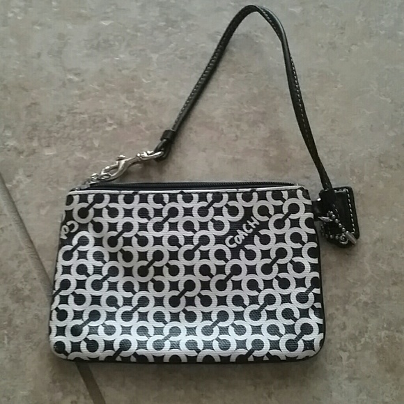 Coach wristlet - Picture 2 of 2