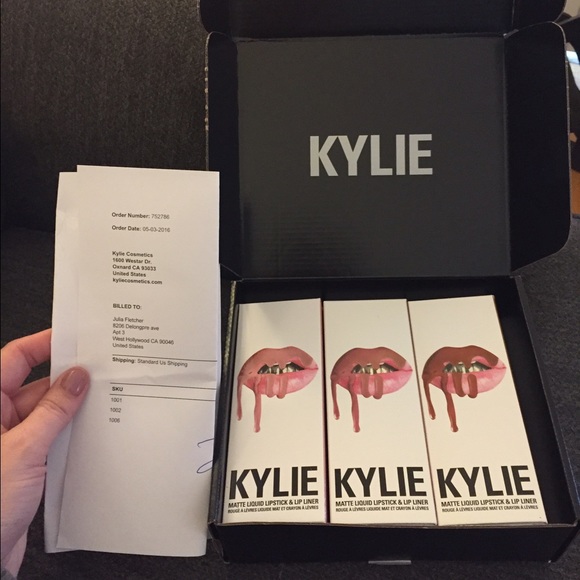 Lowest !. ❤️Kylie Cosmetics Dolce K lip kit - Picture 2 of 3