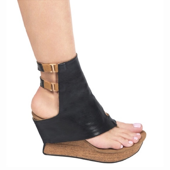 "Vita" comfort reversible wedge 2 look n-1 shoe - Picture 2 of 4