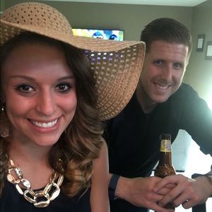 Meet your Posher, Selena