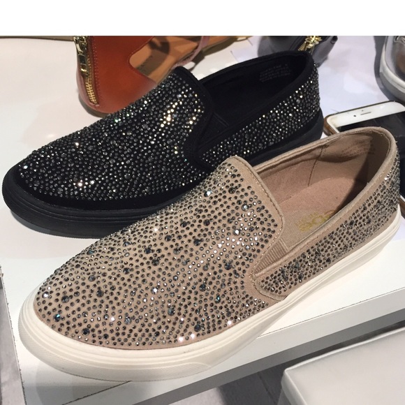 bebe aindrea slip on sneakers