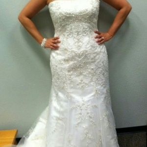 Casablanca wedding dress