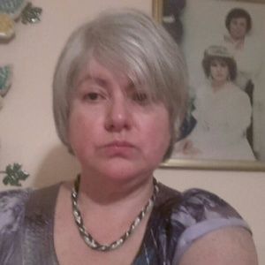 Meet your Posher, Iris