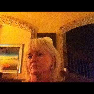 Meet your Posher, Marsha