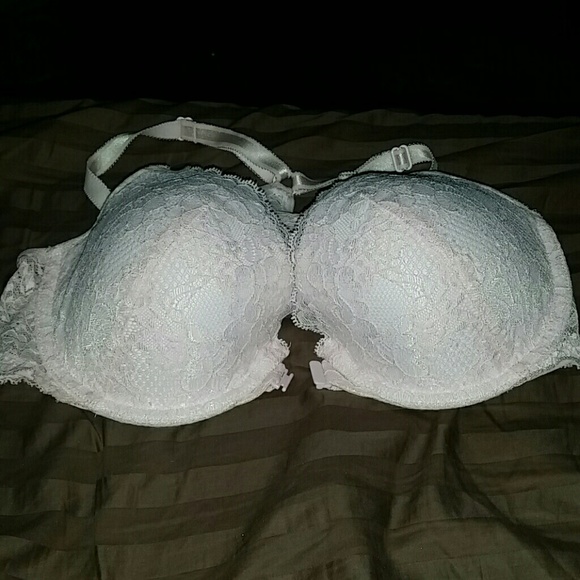 34 D victoria secret b4a