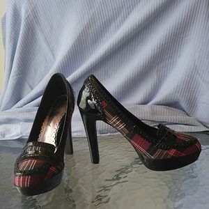Lulu Townsend Red plaid platform pumps