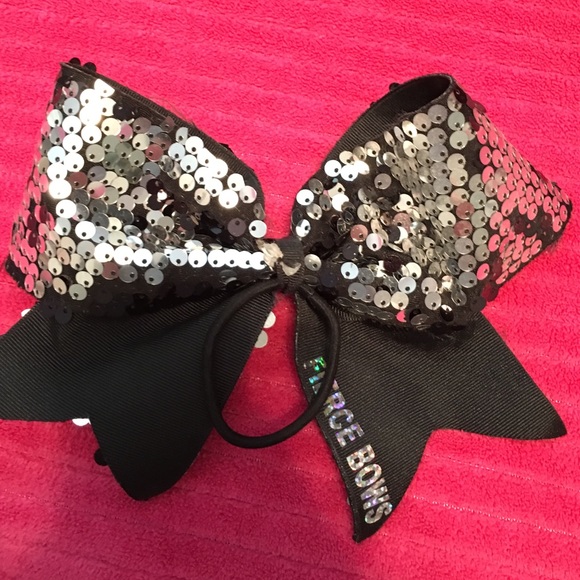 Cheer Bow - Picture 2 of 2