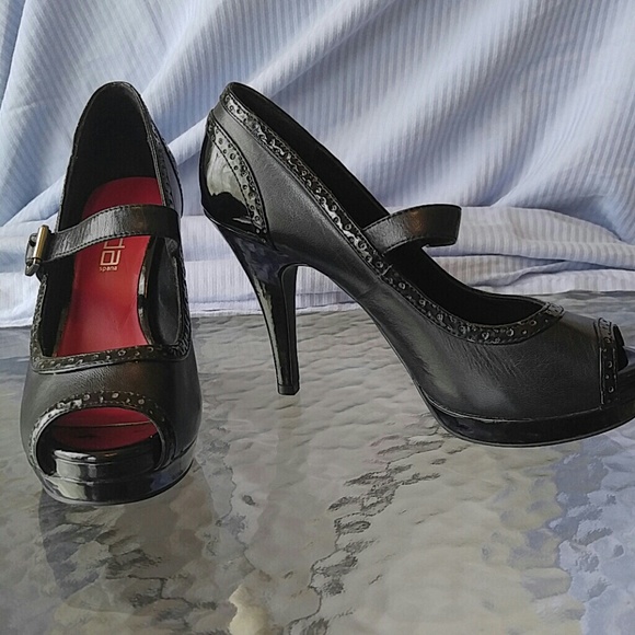 Moda International peep toe Mary Jane pumps