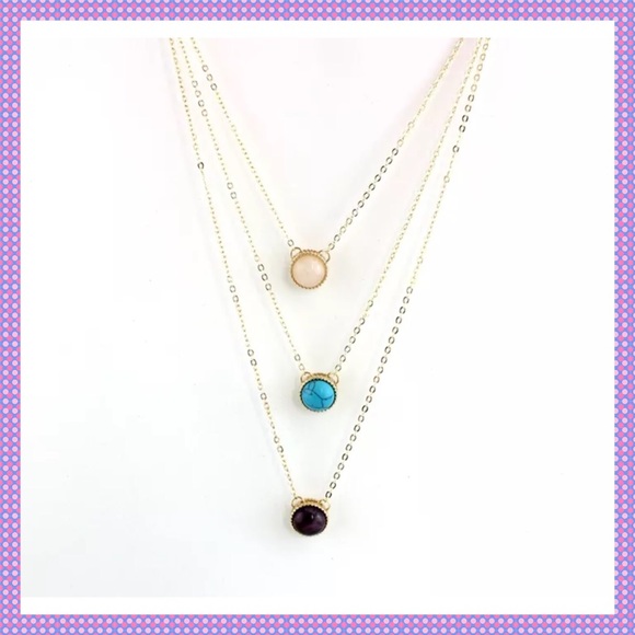 🍥BEAUTIFUL 3-Tier Stone Necklace🍥 - Picture 1 of 2