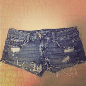 American Eagle distressed shorties