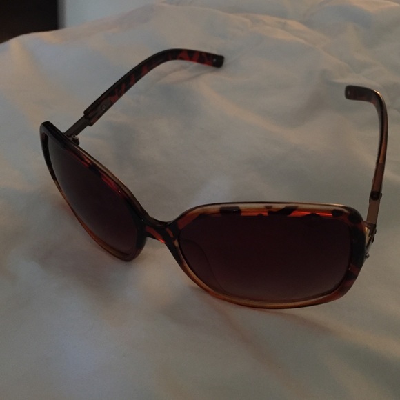 Esprit sunglasses - Picture 1 of 4
