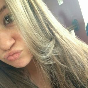 Meet your Posher, Leeanne