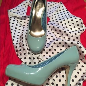 Madden Girl Tiffany blue pumps.