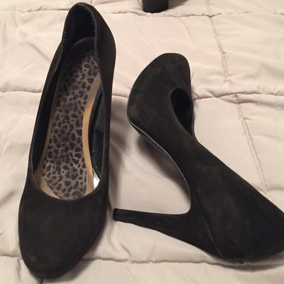 Jessica Simpson heels