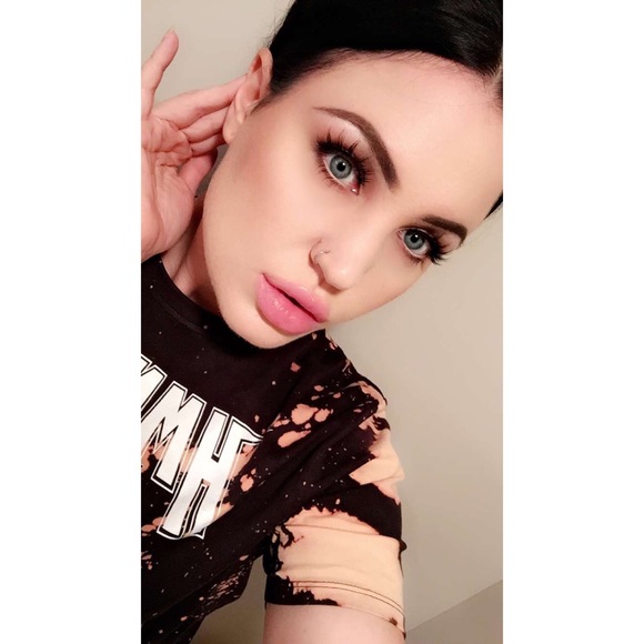 Meet your Posher, Jaymie - Picture 2 of 4