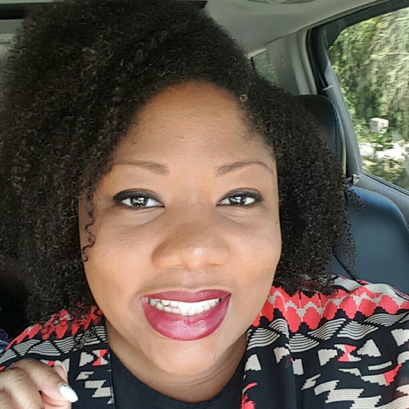 Meet your Posher, Erica