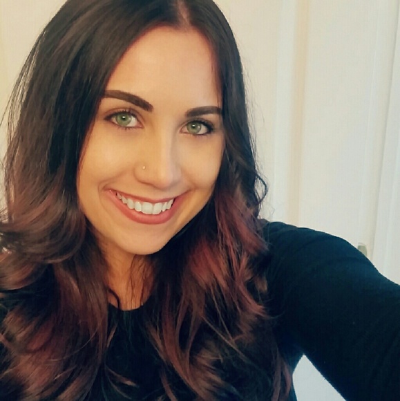 Meet your Posher, Kelsey - Picture 1 of 1