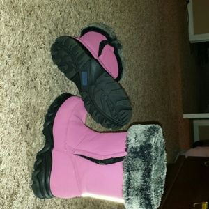 Lil girls Lands' End snow boots