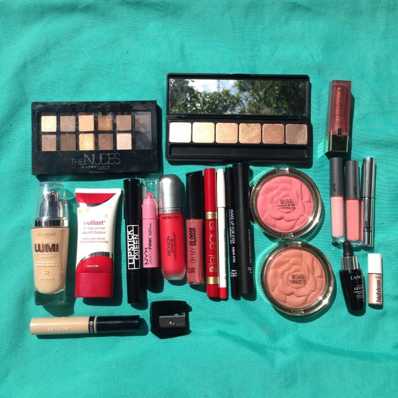 huge makeup bundle