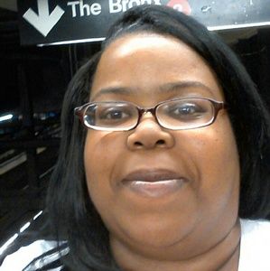 Meet your Posher, Lakisha