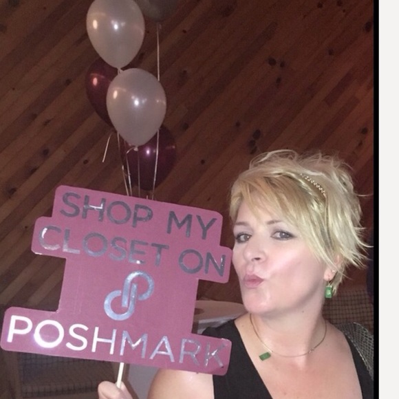 I’m on Facebook https://www.facebook.com/Wenrella - Picture 10 of 10