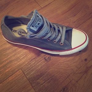 Gray converse, hardly worn, vintage look