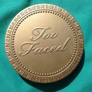 Too Faced Milk Chocolate Soleil ☀️