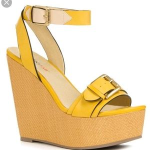 👣Look great in these 🕶