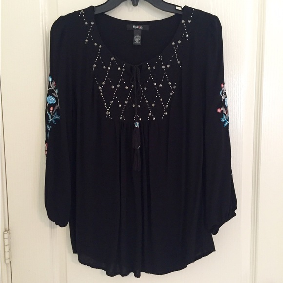 Light weight blouse