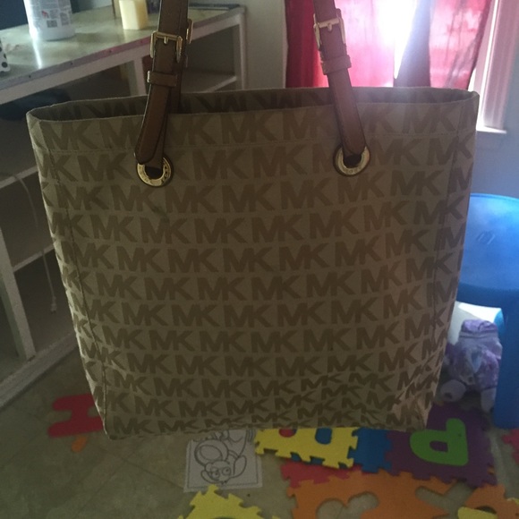Authentic MK purse