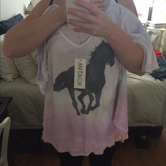 Wildfox Running Horse Oversized Tee Shirt - Small