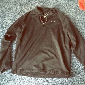 Large black nike quarterzip