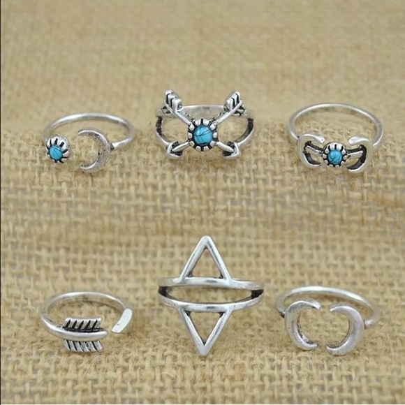 ON HOLD three sets of rings + tattoos - Picture 4 of 4