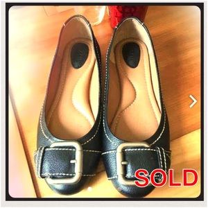FOSSIL Buckle flats