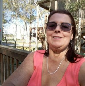 Meet your Posher, Carol